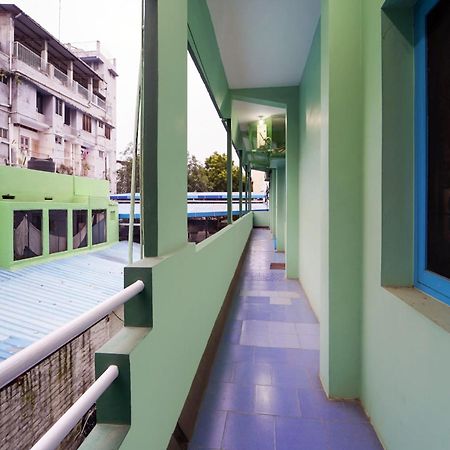 Sivakāsi Hotel O Sri Sivasakthi A/C Lodge מראה חיצוני תמונה